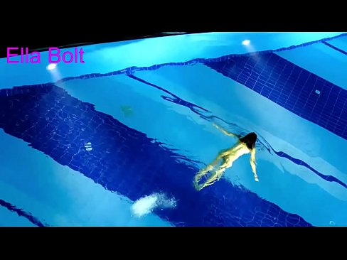 ❤️ Ùn possu micca piantà di fighjulà, ghjovana bionda catturata nuda in piscina ELLA BOLT ️❌ Sessu à porn co.xxx050890.ru ❌