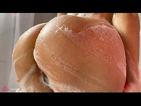 ❤️ Brunette si masturba a figa cù un vibratore per un orgasmu intensu in a doccia ️❌ Sessu à porn co.xxx050890.ru ❌