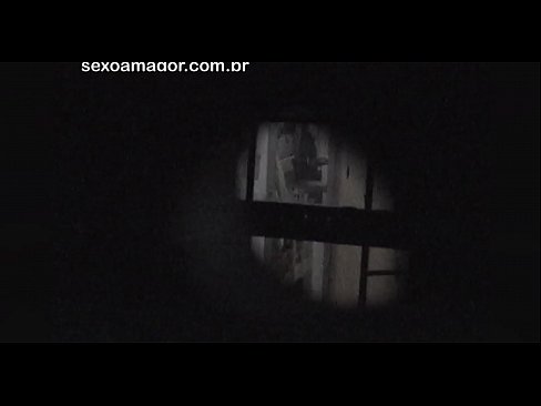 ❤️ Blondie hè videoregistrata in segretu da un voyeur di u quartieru nascostu daretu à i mattoni cavi ️❌  Sessu à porn co.xxx050890.ru ❌